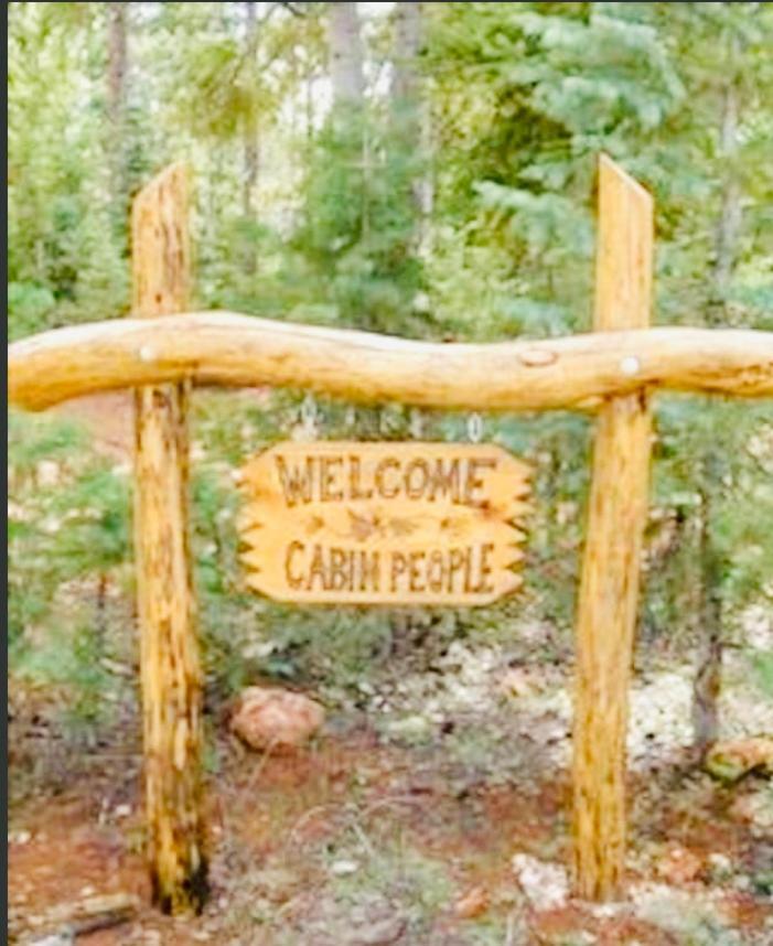 Adventure Awaits 3King Bed,2Bath Log Cabin In Heart Of Duck Creek Village! Exterior foto